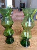 Set van 2 groene vaasjes retro look, Huis en Inrichting, Woonaccessoires | Vazen, Ophalen, Minder dan 50 cm, Groen, Glas
