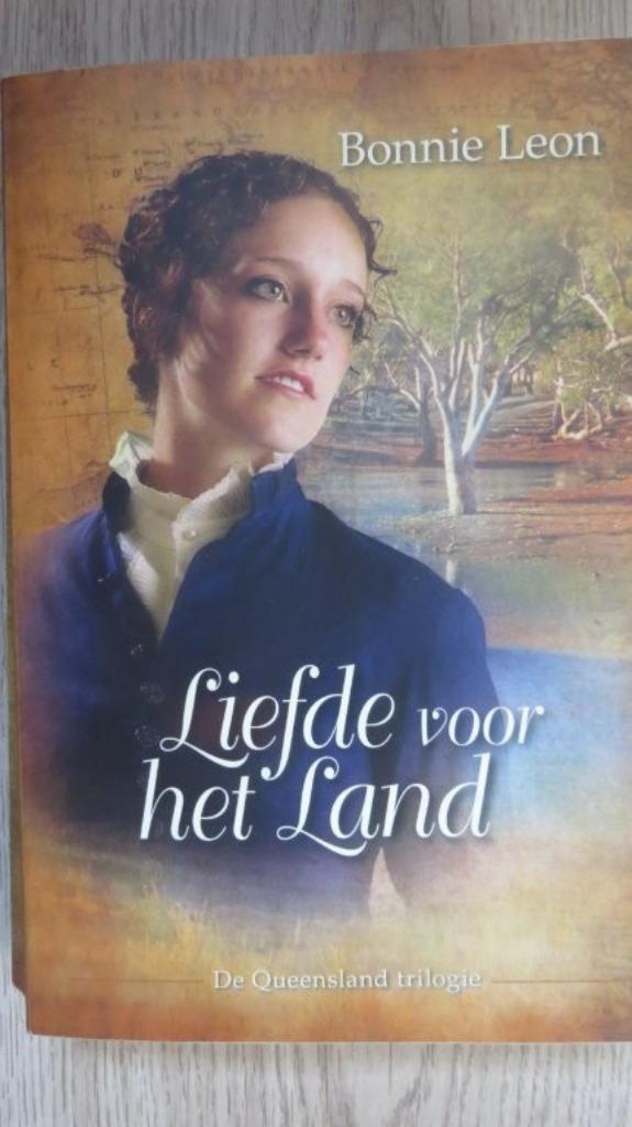 Christelijke roman: Liefde voor het land, Bonnie Leon, Boeken, Romans, Zo goed als nieuw, Ophalen
