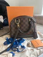 Louis Vuitton Alma BB Damier Ebene, Sieraden, Tassen en Uiterlijk, Tassen | Damestassen, Ophalen, Zo goed als nieuw, Bruin, Handtas