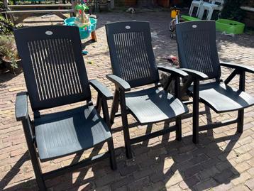 3 Aquarius standenstoelen zonder kussens beschikbaar voor biedingen