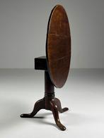 Tilt top tafel Engels antiek eiken, Ophalen