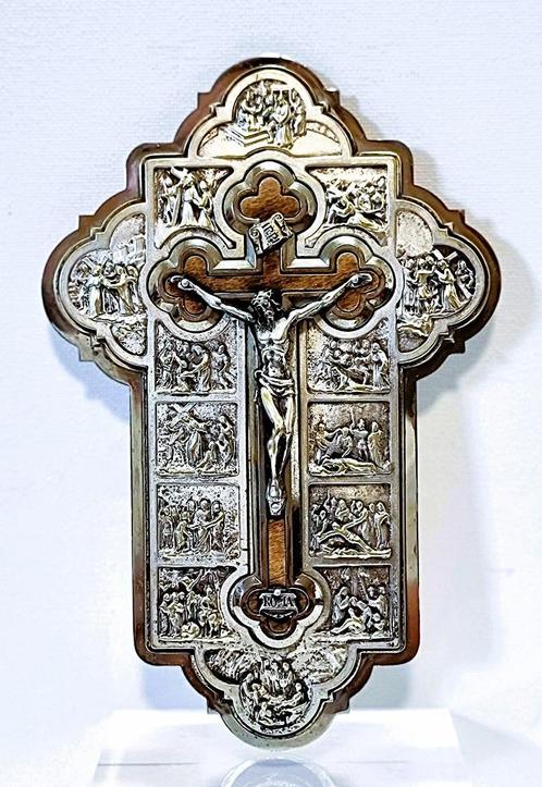 Kruis met relikwie - Rome, Verzamelen, Religie, Zo goed als nieuw, Overige typen, Ophalen of Verzenden