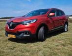 Renault Kadjar 1.6 DCI 2016 Rood, Auto's, Renault, 1800 kg, 4 cilinders, Leder en Stof, 23 km/l