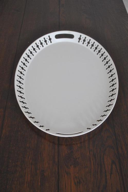 Dienblad, ovaal, metaal, wit, 52 bij 39 cm, Huis en Inrichting, Woonaccessoires | Dienbladen, Gebruikt, Metaal, Ovaal, Ophalen of Verzenden