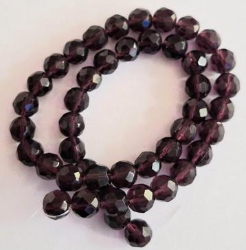 Streng facet geslepen amethyst glas kralen 8 mm beschikbaar voor biedingen