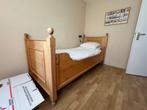 Massief grenen bed, Huis en Inrichting, Ophalen, Eenpersoons, Bruin, Antiek brocante grenen