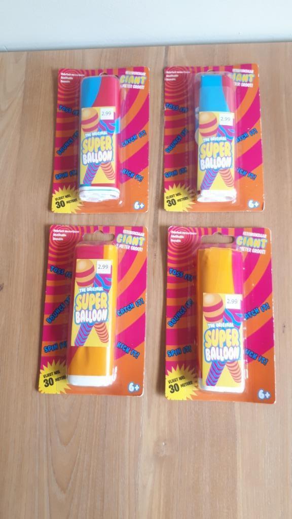 NIEUW IN VERPAKKING: set van 4 superballonnen: 3 meter groot, Kinderen en Baby's, Speelgoed | Buiten | Opblaasfiguren, Nieuw, Ophalen of Verzenden
