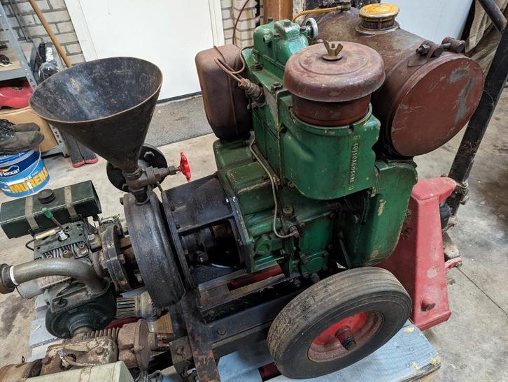 Diverse stationaire motoren Lister Bernard enz, Doe-het-zelf en Verbouw, Motoren, Gebruikt, Overige typen, 1800 rpm of meer, Ophalen