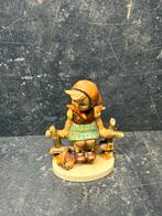 Goebel Hummel 112/3/0 – ‘Just Resting’ Origineel W. Germany, Verzamelen, Beelden en Beeldjes, Ophalen of Verzenden, Zo goed als nieuw