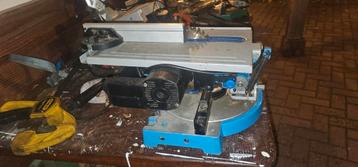 Gebruikte Afkortzaag beschikbaar voor biedingen