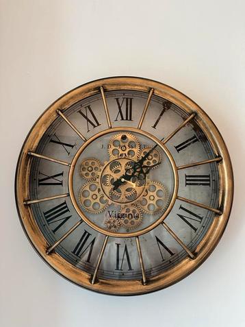 HUUS Radarklok Julia - Luxe Bronzen Wandklok beschikbaar voor biedingen