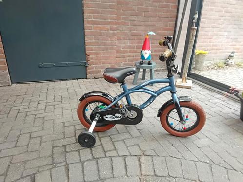 Jongensfiets 12'5 inch blauw/ zwart zijwieltjes nette fiets,, Fietsen en Brommers, Fietsen | Driewielfietsen, Zo goed als nieuw