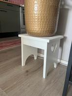 Wit Krukje met Hartjes Detail, Huis en Inrichting, Ophalen, Zo goed als nieuw, Hout