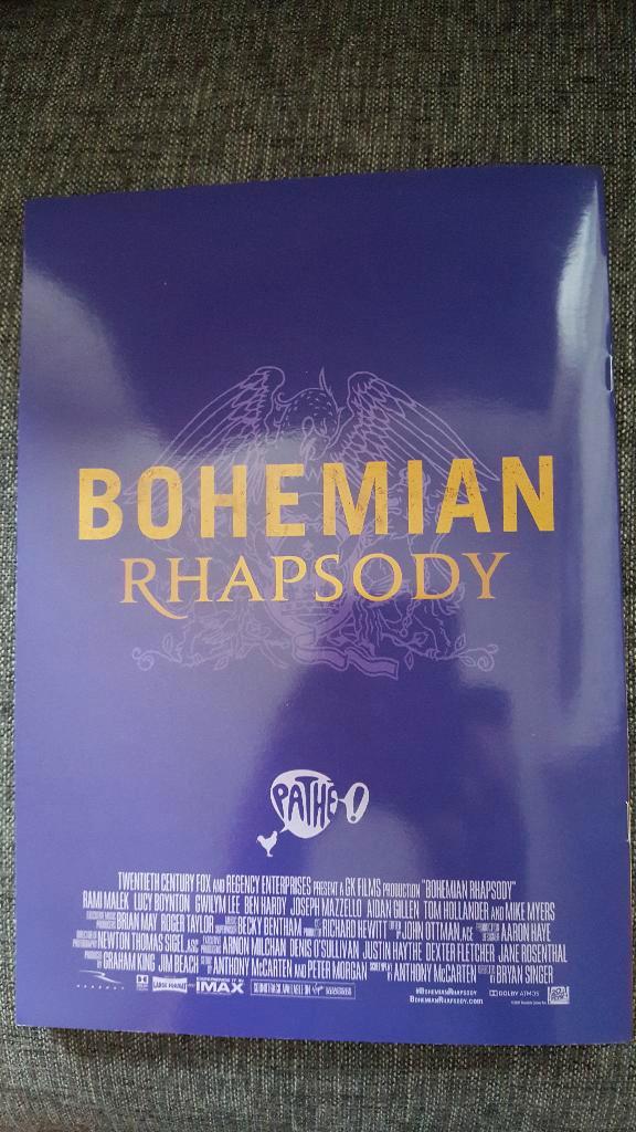 Boek QUEEN Bohemian Rhapsody Pathe Nooit gelezen Gloednieuw, Verzamelen, Overige Verzamelen, Nieuw, Ophalen