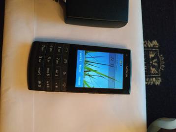 nokia telefoon dun en klein beschikbaar voor biedingen