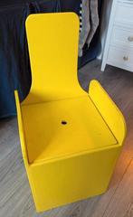 Set van 3 oerdegelijke kinderstoelen (met bergruimte), Kinderen en Baby's, Ophalen, Gebruikt, Stoel(en)