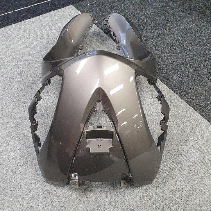 NIEUW Voorkap Sym Symphony ST Euro 3 / 4 nr 64301-XPA-000-KH, Fietsen en Brommers, Brommeronderdelen | Scooters, Nieuw, SYM, Kap