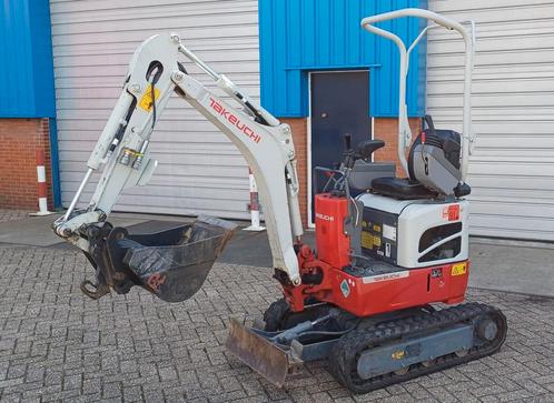 Takeuchi tb210 R minigraver 1 ton met extra contragewicht, Zakelijke goederen, Machines en Bouw | Kranen en Graafmachines, Graafmachine