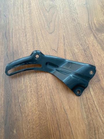 FORD DYNAMO BRACKET OEM  beschikbaar voor biedingen