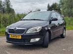 Skoda Fabia 1.2 TDI 55KW Combi 2011 Zwart 105pk, Auto's, Skoda, Voorwielaandrijving, 450 kg, 1199 cc, Zwart
