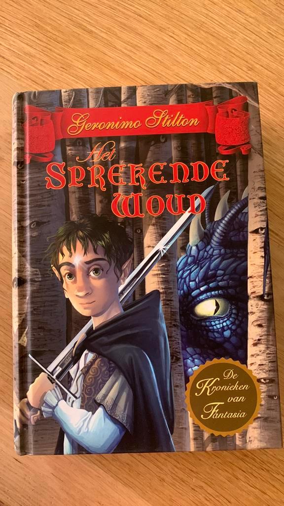 Geronimo Stilton - Het sprekende woud deel 3, Boeken, Kinderboeken | Jeugd | 10 tot 12 jaar, Zo goed als nieuw, Ophalen of Verzenden