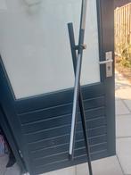 Zwarte staande lamp, Huis en Inrichting, Lampen | Vloerlampen, Ophalen, Zo goed als nieuw, 150 tot 200 cm