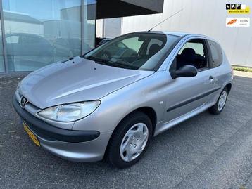 Peugeot 206 1.4 XR BJ 6-2001 APK 6-2026 beschikbaar voor biedingen