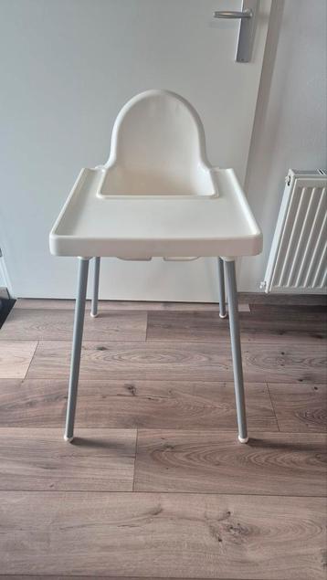 Ikea kinderstoel beschikbaar voor biedingen