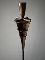 Unieke antieke BRUTALIST handwerk kandelaar koper 150 cm !, Ophalen, Overige materialen, Minder dan 25 cm