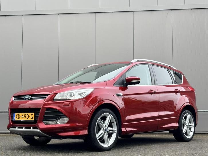 Ford Kuga 1.5 Titanium - pano - VERKOCHT !!! - navi - airco, Auto's, Ford, Bedrijf, Kuga, ABS, Achteruitrijcamera, Airbags, Airconditioning