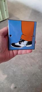 Nieuw emaille bordje met een vintage herenschoen., Reclamebord, ., Nieuw, Ophalen of Verzenden