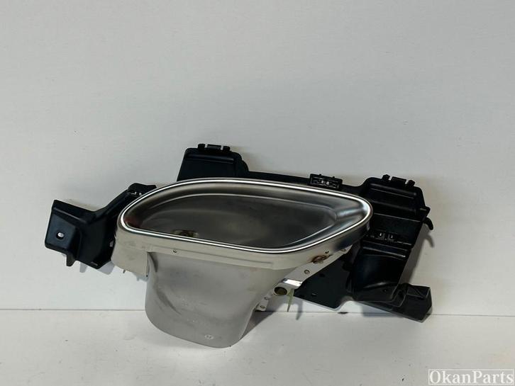 Mercedes C-klasse W205 uitlaat sierstuk links A2058850300, Auto-onderdelen, Uitlaatsystemen, Mercedes-Benz, Gebruikt, Ophalen of Verzenden