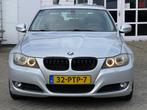 BMW 3-serie 320i I 2011 I Parkeersensor I Nwe distrubutieket, Auto's, Achterwielaandrijving, 4 cilinders, Origineel Nederlands