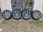 Originele Alfa Romeo Giulietta Veloce velgen Z.G.A.N, Auto-onderdelen, Banden en Velgen, Ophalen, 18 inch, Winterbanden, Band(en)