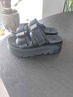 UGG Clem  zwarte sandalen maat 38,5, Kleding | Dames, Schoenen, Verzenden, Zwart, Sandalen of Muiltjes, Zo goed als nieuw