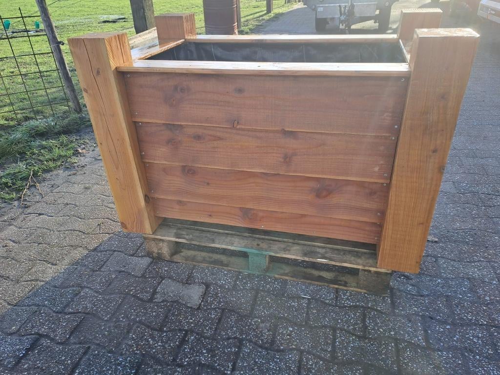 Robuuste, gelakte houten bloembak - Nieuw, Ophalen, Minder dan 60 cm, Vierkant, Nieuw