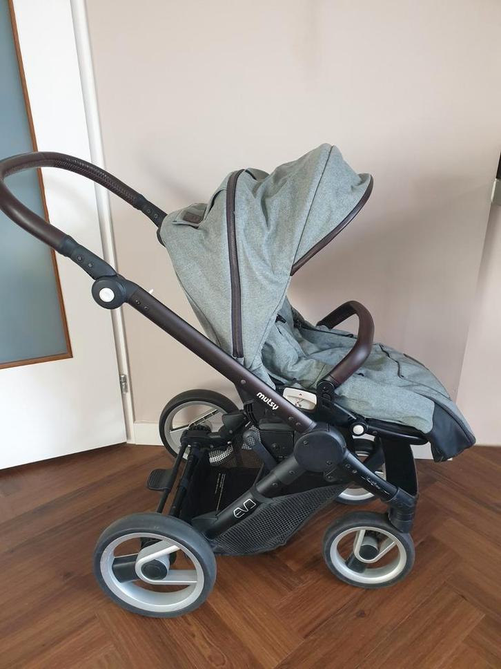 Mutsy Evo kinderwagen - compleet!, Kinderen en Baby's, Kinderwagens en Combinaties, Gebruikt, Kinderwagen, Mutsy, Met reiswieg