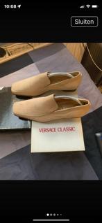 Versace classic twee Lovers crème 42/2, Ophalen of Verzenden, Zo goed als nieuw, Beige, Sneakers of Gympen