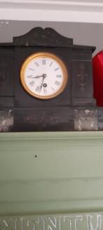 Antieke pendule uit 1890 teab, Ophalen