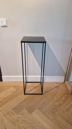 Maison du Monde plantenzuil / hoge bijzettafel, Ophalen, Minder dan 55 cm, Gebruikt, Metaal of Aluminium