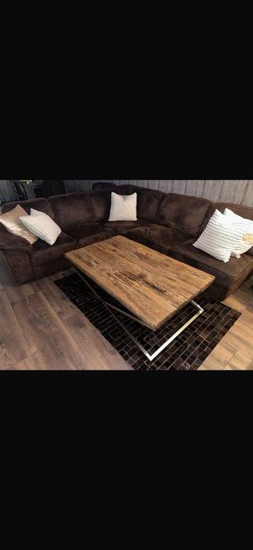 Bank ikea met Salontafel beschikbaar voor biedingen