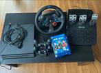 PS4 Pro + Logitech G29 + 2 Controllers + 6 Games, Spelcomputers en Games, Spelcomputers | Sony PlayStation 4, Met 2 controllers