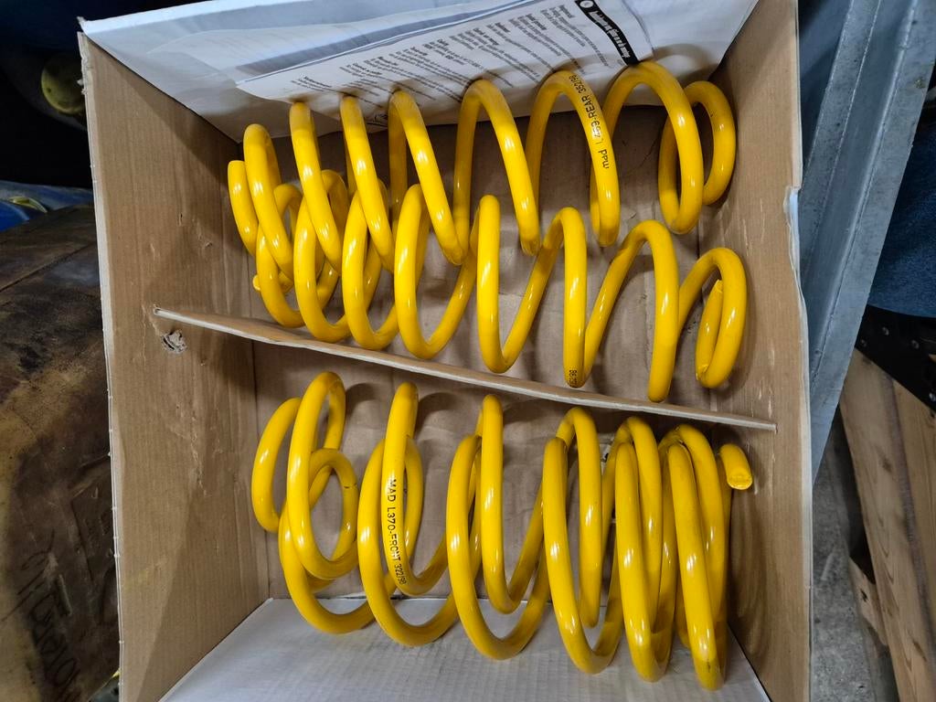 Verlagingsset mad nieuw Skoda Octavia, Auto-onderdelen, Ophanging en Onderstel, Ophalen, Nieuw, Skoda