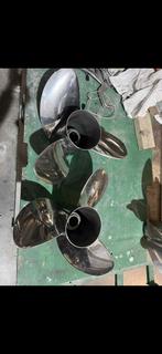 Mercury schroef / propeller Enertia 21P set links/rechts, Watersport en Boten, Bootonderdelen, Ophalen of Verzenden, Zo goed als nieuw