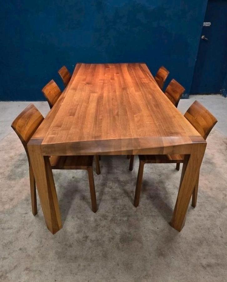 Artisan Torsio tafel + 6x Artisan stoelen showmodel, Huis en Inrichting, Complete eetkamers, Zo goed als nieuw, Ophalen of Verzenden