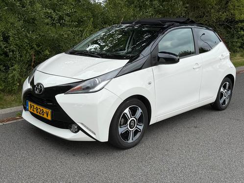 Toyota Aygo Xplay Cabrio VOL optie, Auto's, Toyota, Particulier, Aygo, Achteruitrijcamera, Airconditioning, Android Auto, Apple Carplay