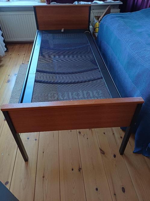 auping bed 80x 190cm, Huis en Inrichting, Slaapkamer | Bedden, Zo goed als nieuw, Eenpersoons, 180 cm, 200 cm, Metaal, Bruin, Verstelbaar