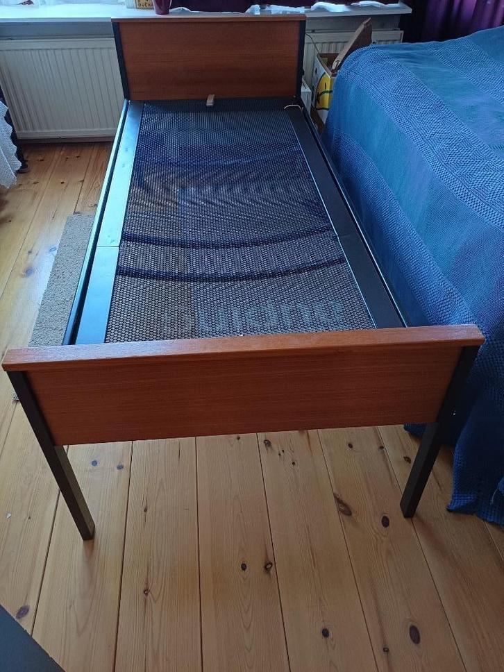 auping bed 80x 190cm, Huis en Inrichting, Slaapkamer | Bedden, Zo goed als nieuw, Eenpersoons, 180 cm, 200 cm, Metaal, Bruin, Verstelbaar