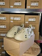 Adidas Yeezy Foam Runner Stone Salt (maat 43), Kleding | Heren, Nieuw, Adidas Yeezy, Ophalen of Verzenden, Sneakers of Gympen