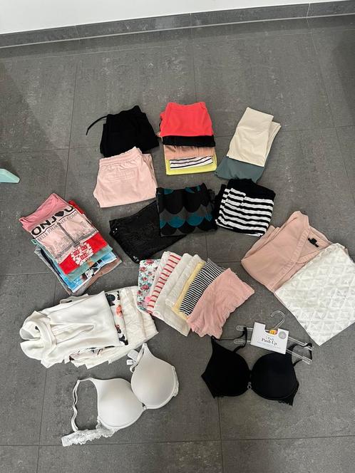 Kledingpakket zomer dames / meisje maat s, Kleding | Dames, Dames-kledingpakketten, Gedragen, Maat 36 (S), Ophalen of Verzenden